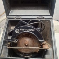Black And Decker Circular Saw Works Perfect 