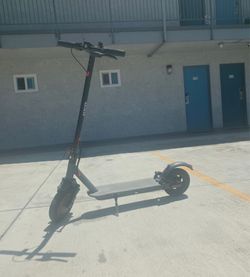 Electric scooter