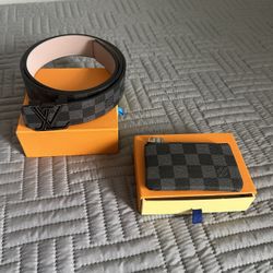 belt and coin pouch bundle (louis vuitton)