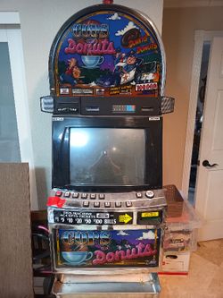 Cops And Donuts Slot Machine