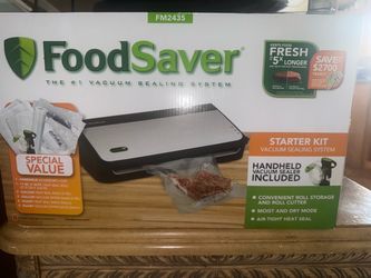 FoodSaver FM2435 Vacuum Sealing Starter Kit