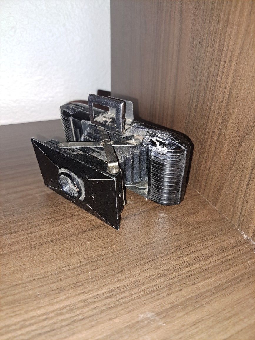 Vintage Jiffy KODAK camera