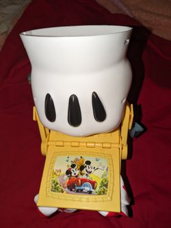 DISNEY. 