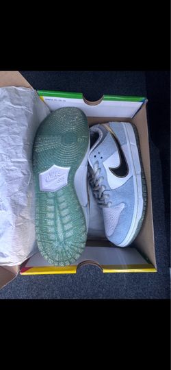 NIKE SB DUNK LOW PRO QS WHITE/METALLIC GOLD BLANC/OR METALLIQUE 11.5 DUK 10.5