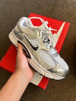 Nike Zoom Vomero Sneakers White Silver