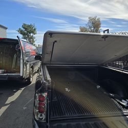 2004 - 2006 dodge ram srt10 bed cover. Tonneau Cover