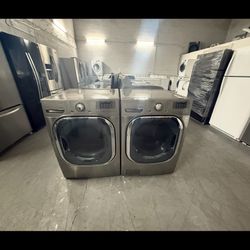 LG Washer And Dryer Set “27 ( Lavadora Y Secadora )