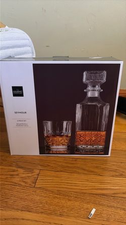 Gourmet Everyday Seymour 5-Piece Decanter Set