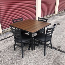 FREE delivery - New Like Dining Set with 4 chairs 