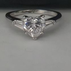 Size 8 Sterling Silver CZ heart ring