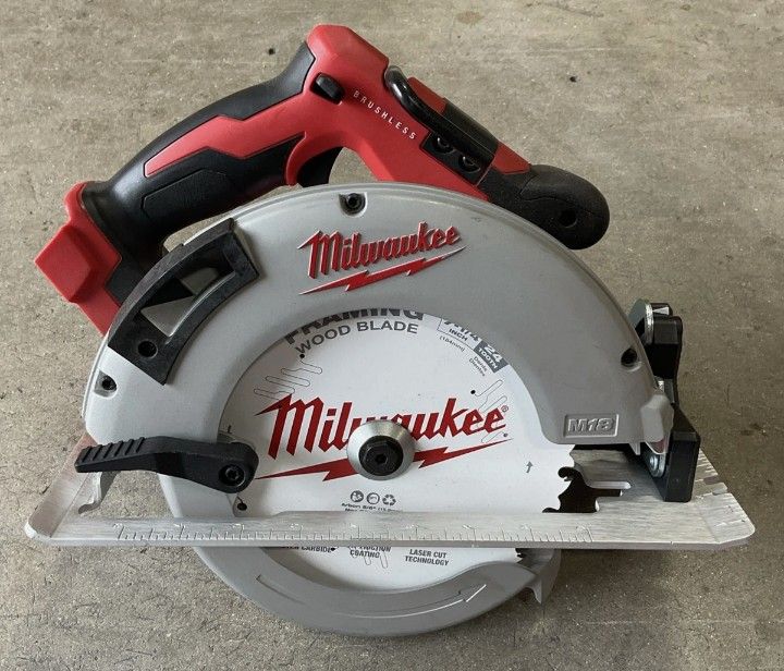 Milwaukee M18