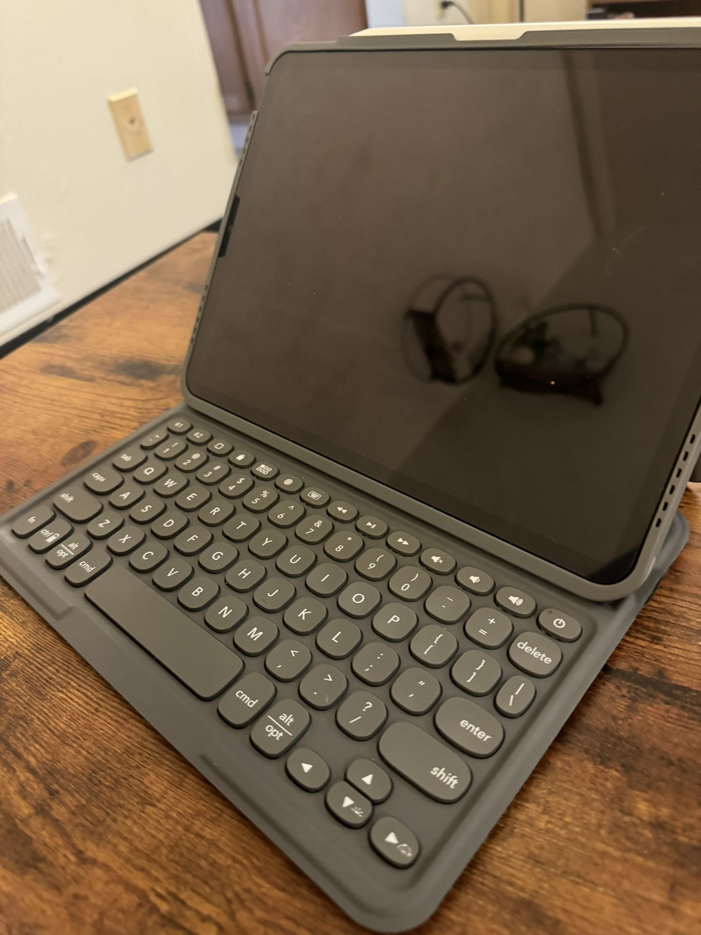 Zagg Pro Keys Apple Keyboard