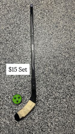 Franklin NHL 1010 Street Tech Hockey Stick - Junior with Roll-A Puck