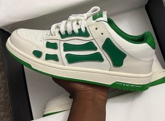 Amiri 9.5