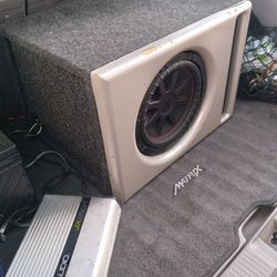 Ten Inch Kicker Comp Vr Subwoofer 43cvr104 In Sledgehammer Ported Box With JX250/1 Mono Block Amplifier ( Read Descriptions Below For More Details)