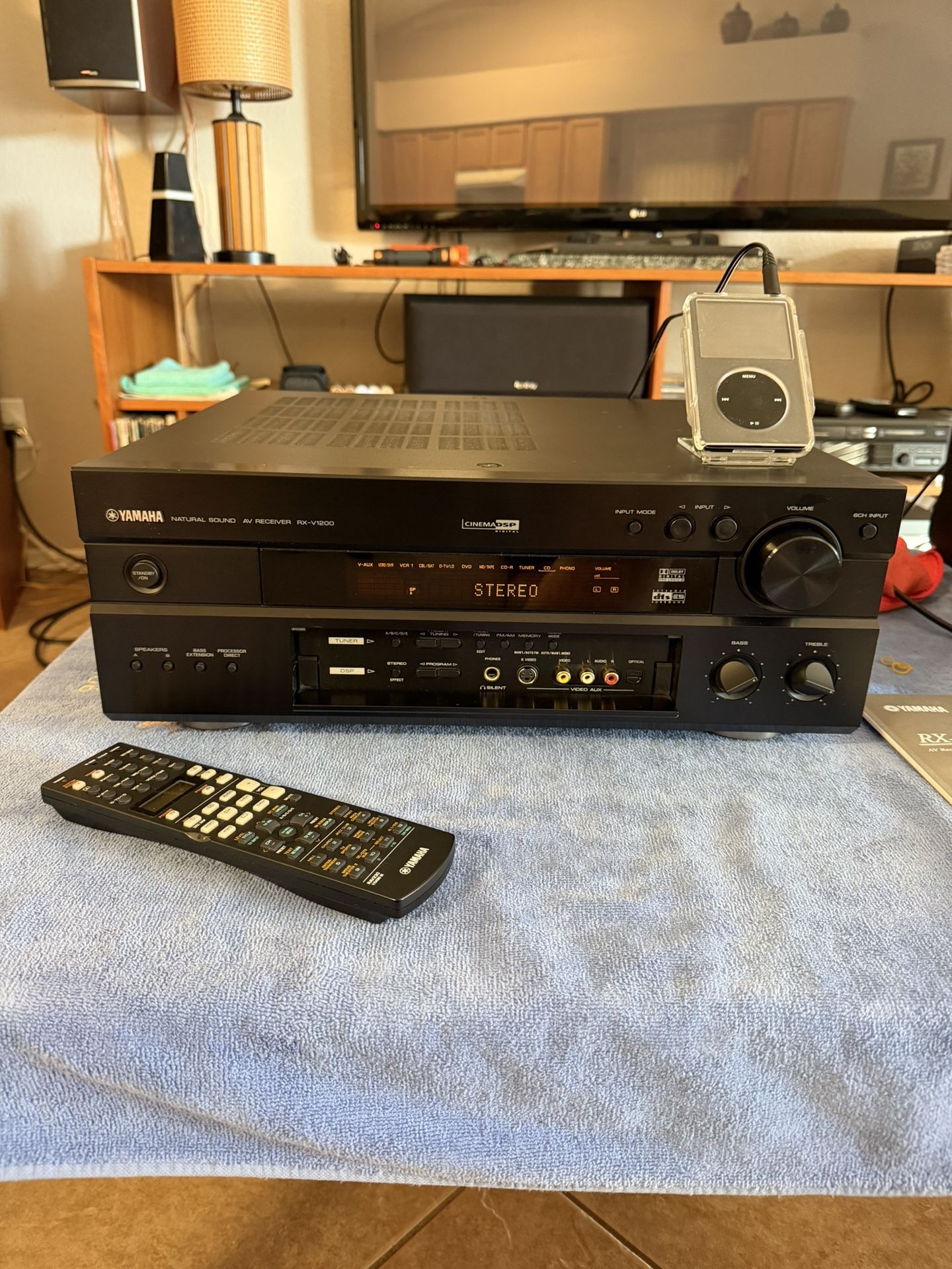 Yamaha RX-V1200 Receiver
