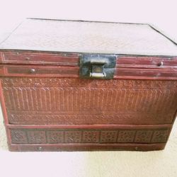 Antique Weaved Bamboo And Wood Hinged Chest 0x14x13"