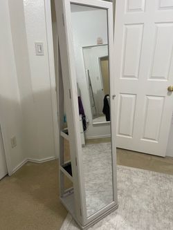 Mirror Jewelry Cabinet Organizer