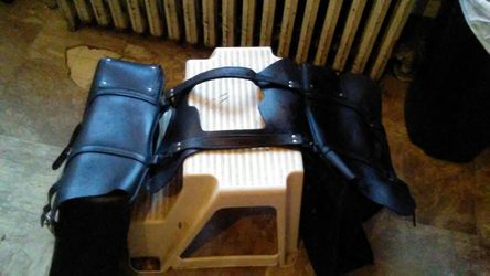 Beautiful Great condition leather 2way side side bags for motorcycle.