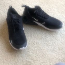 Nike Air Max 270  Nike First Lifestyle Air Max270 Brings You Style ,comfort And A Big Attitude