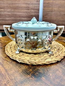 Royal Rochester casserole bowl