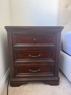 Cherry Wood 2-Drawer Nightstand / Cabinet