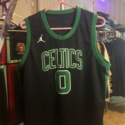 Jayson Tatum, Celtics Jersey