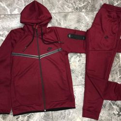 Burgandy Mens Nike Fit