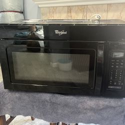 RV Whirlpool Over The Range Microwave 