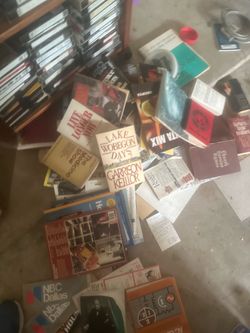Hundreds of cassette tape tapes VHS books $10