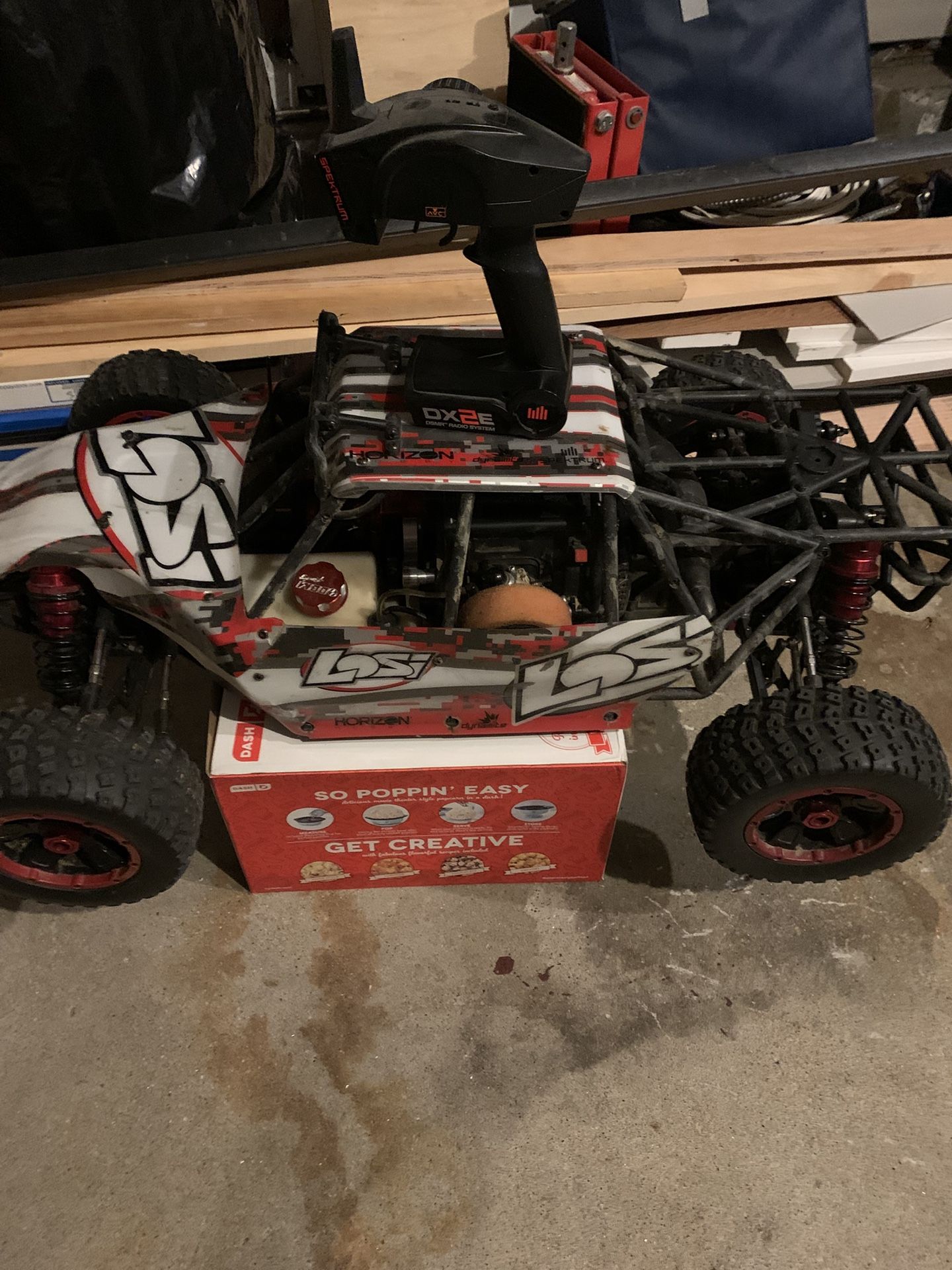 Losi Dbxl 5th Scale With Zenoah Engine 4 Horsepower Comes With Tuned Exhaust. 