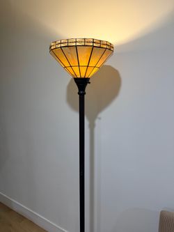 Traditional Floor Lamp - 6 ft