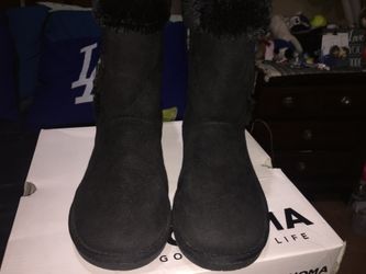 Big girl boots size 5