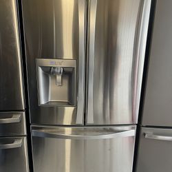 Refrigerator 