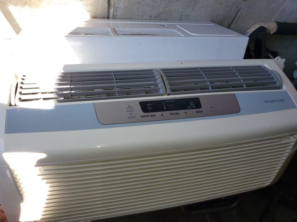  Frigidaire 6000 Btu air conditioner