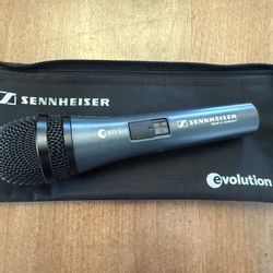 Sennheiser e 835-S handheld dynamic vocal microphone