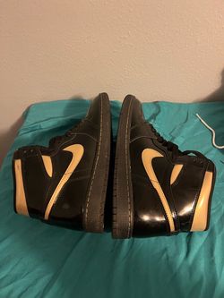 Air Jordan 1 High OG Black Metallic men size 9