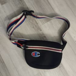 Champion Pouch Super Nice.