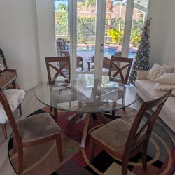 !PRICE CUT! Round Glass Top Dining Table Set