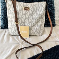 Michael Kors Cross Body Bag