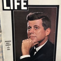 Vintage LIFE Magazine- JFK Assanation