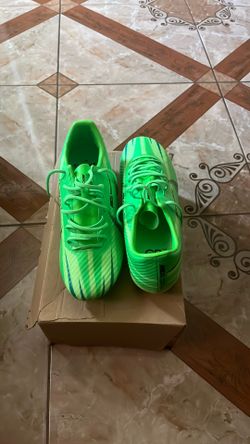 ⚠️(NEVER BEEN USED)⚠️CR7 Nike Mercurial Soccer Cleats