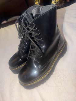 Jadon Platform Dr Martens Size 8 Womens