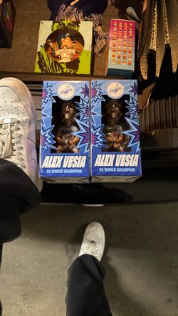 Bobble Head Alex Vesia