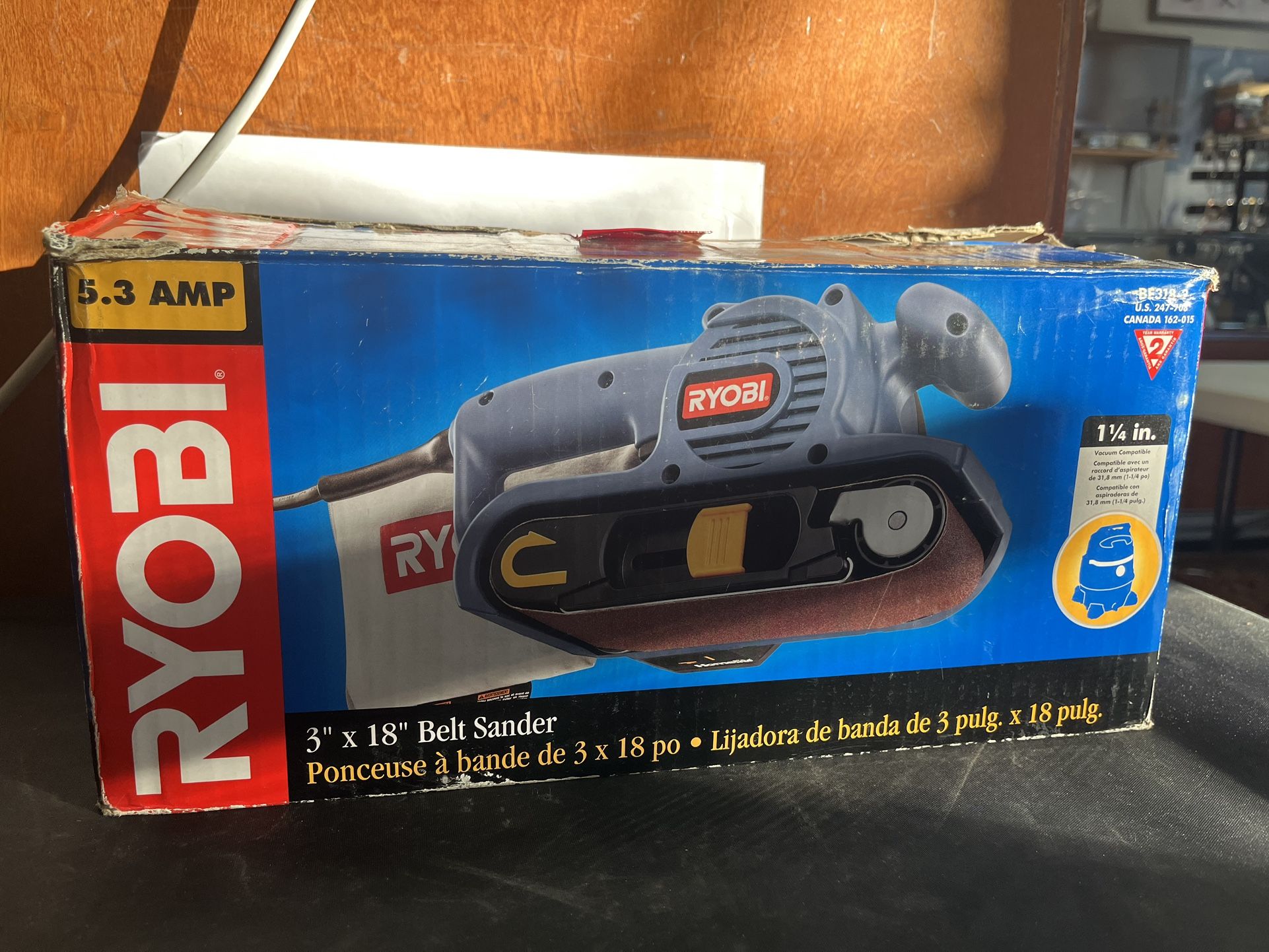 Ryobi BE318-2  Belt Sander with Dust Bag Double Insulated 3" x 18" 