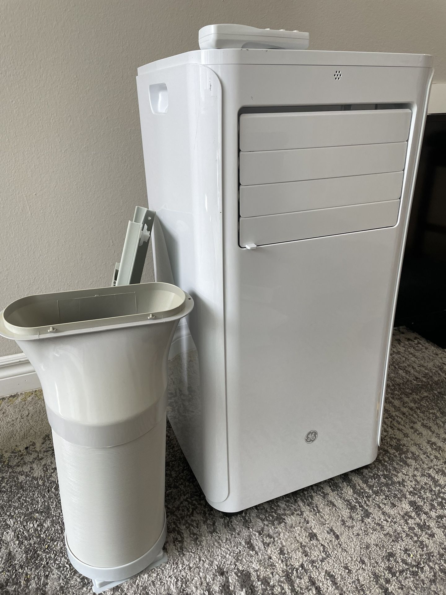 GE White Portable Air Conditioner With Window Installation 