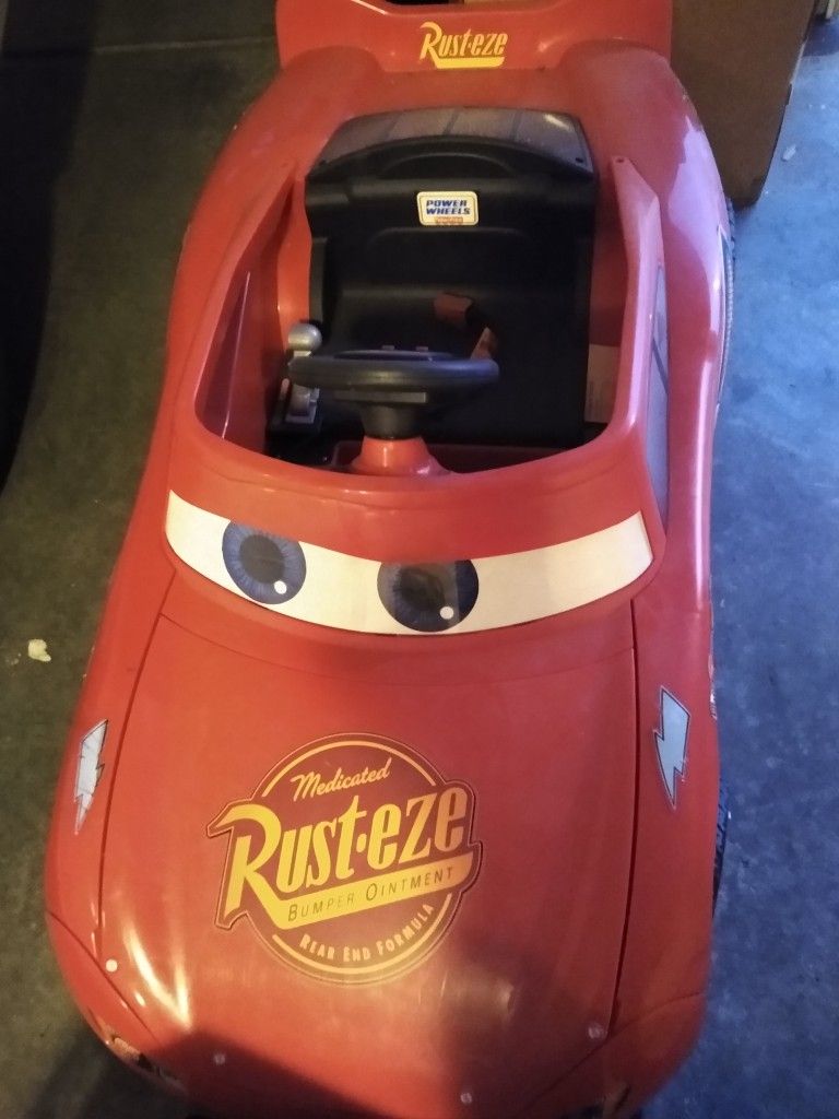 Original Lightning McQueen Ride On Car.