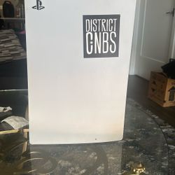 PlayStation 5 (slightly used)