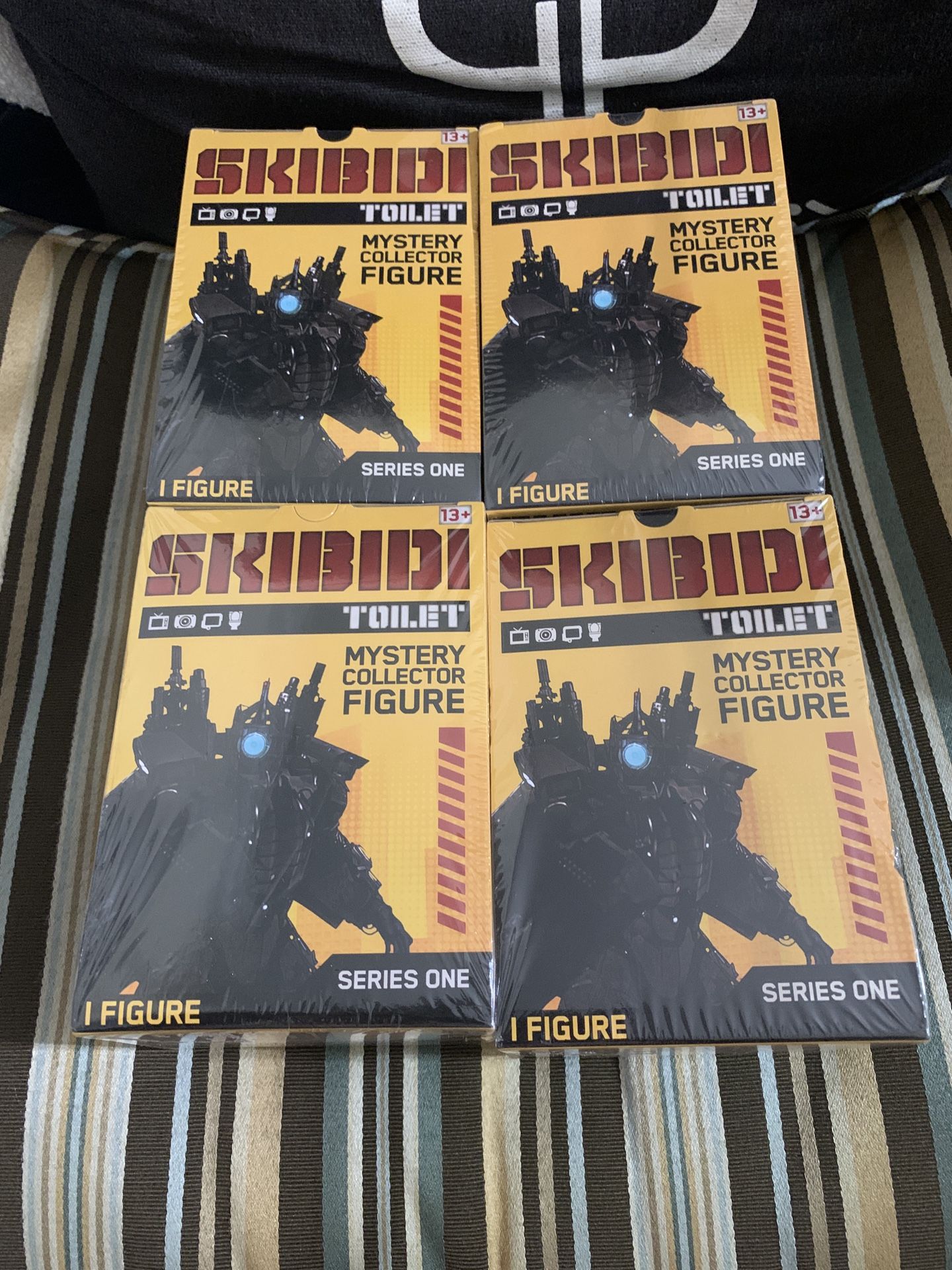 Bonkers SKIBIDI X4 Toilet Mystery Collector Figures Series One New Sealed Toy