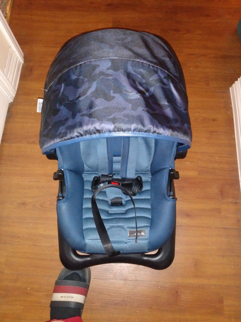 SAFETY 1st onBOARD 35 LT CAR/ SEAT /BASE W/ ADJ. CANOPY for Sale in